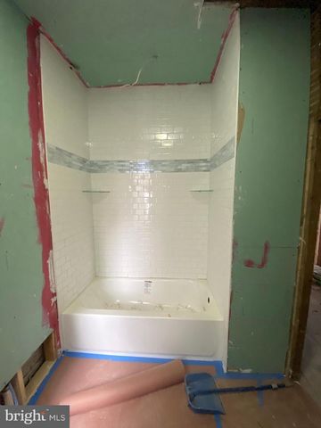 255 S FARRAGUT ST, Philadelphia, PA 19139