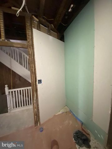 255 S FARRAGUT ST, Philadelphia, PA 19139