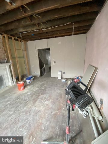 255 S FARRAGUT ST, Philadelphia, PA 19139