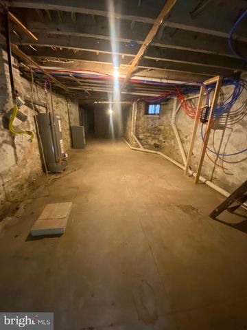 255 S FARRAGUT ST, Philadelphia, PA 19139