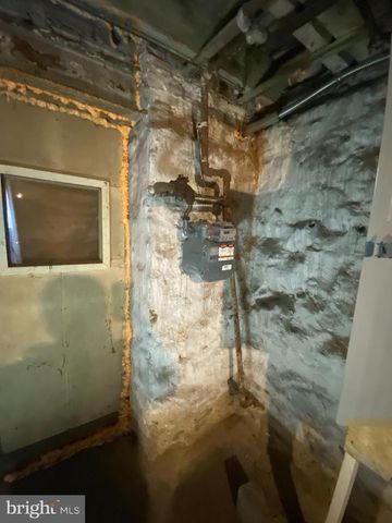 255 S FARRAGUT ST, Philadelphia, PA 19139