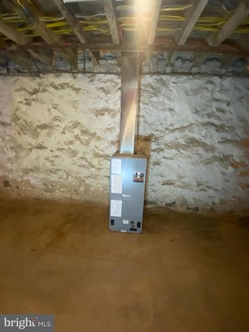 255 S FARRAGUT ST, Philadelphia, PA 19139