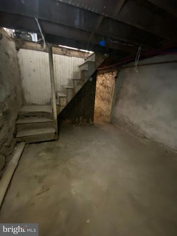 255 S FARRAGUT ST, Philadelphia, PA 19139