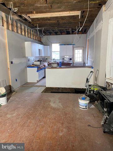 255 S FARRAGUT ST, Philadelphia, PA 19139