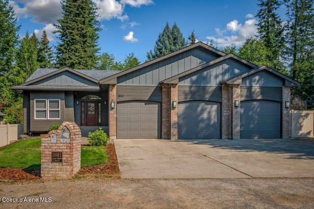 3061 E Lake Forest Dr, Hayden Lake, ID 83835