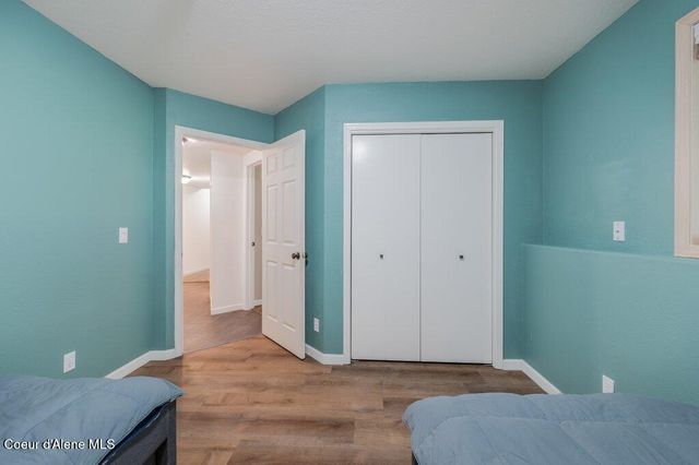 3061 E Lake Forest Dr, Hayden Lake, ID 83835