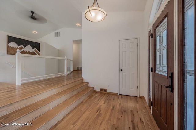 3061 E Lake Forest Dr, Hayden Lake, ID 83835