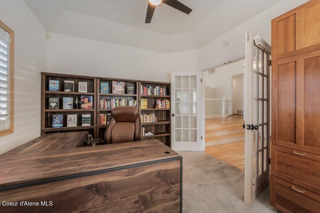 3061 E Lake Forest Dr, Hayden Lake, ID 83835