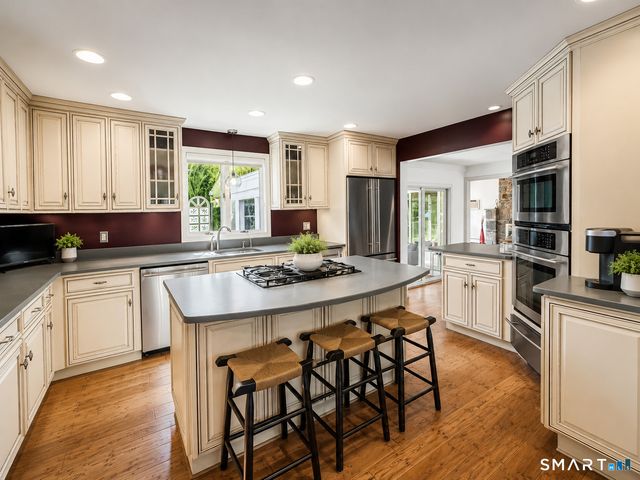 39 Sorghum Road, Shelton, CT 06484