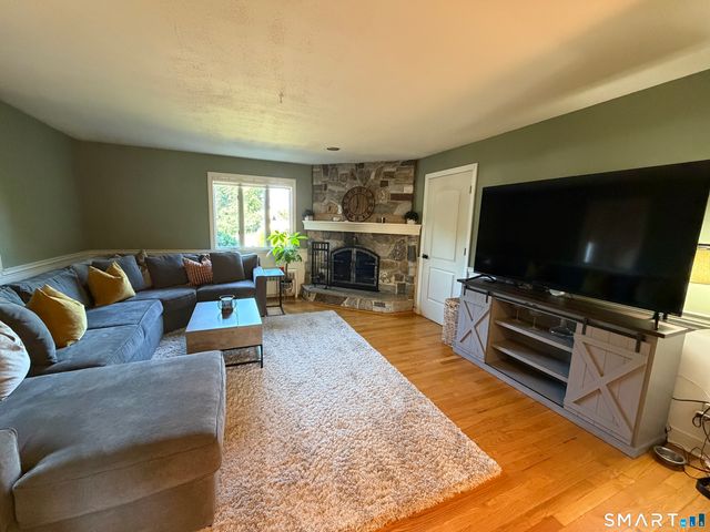 39 Sorghum Road, Shelton, CT 06484