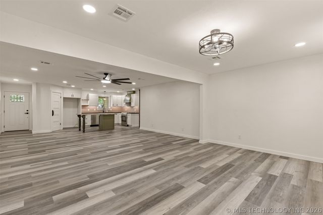 912 S Garfield Avenue, Wagoner, OK 74467