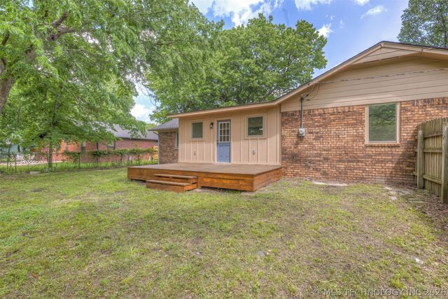912 S Garfield Avenue, Wagoner, OK 74467