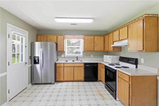 52 Echota Road NE, Cartersville, GA 30121