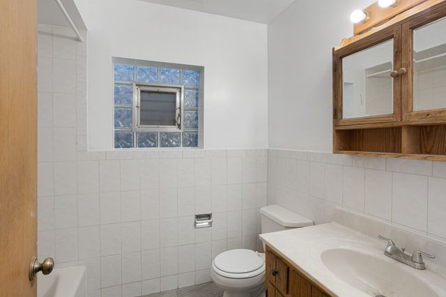 1019 S Oakley Boulevard 2, Chicago, IL 60612