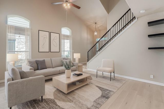 2020 Nestlewood DR, Austin, TX 78754