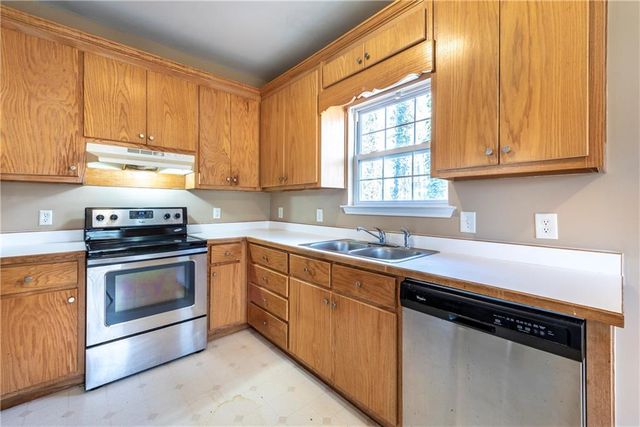 5385 Renault Street, Cumming, GA 30041