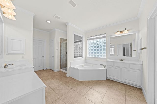6118 Durango Bay Lane, Houston, TX 77041