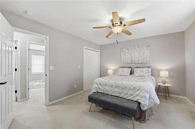 302 E Street, Creighton, MO 64739