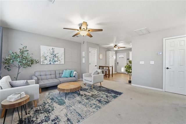 302 E Street, Creighton, MO 64739