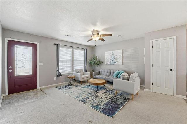 302 E Street, Creighton, MO 64739