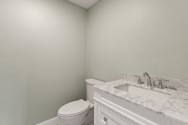 11 Goodwin Dr, Foxboro, MA 02035