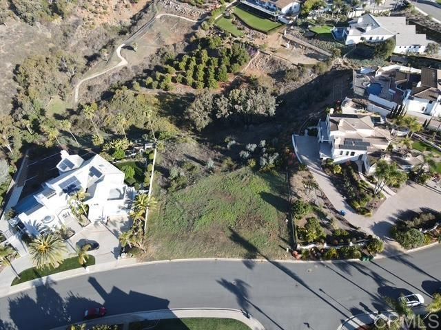 7319 Bolero St., Carlsbad, CA 92009