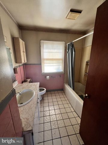 6301 CARPENTER ST, East Petersburg, PA 17520