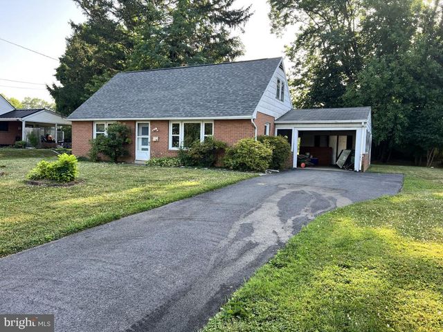 6301 CARPENTER ST, East Petersburg, PA 17520