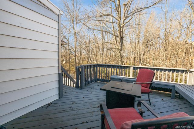 1061 Fordham Lane, Woodmere, NY 11598