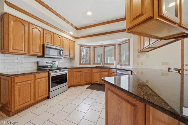 8732 Eastlynn Avenue NW, Massillon, OH 44646