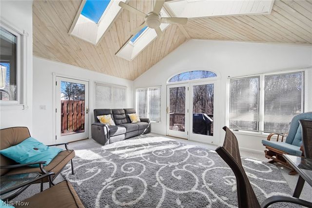 8732 Eastlynn Avenue NW, Massillon, OH 44646