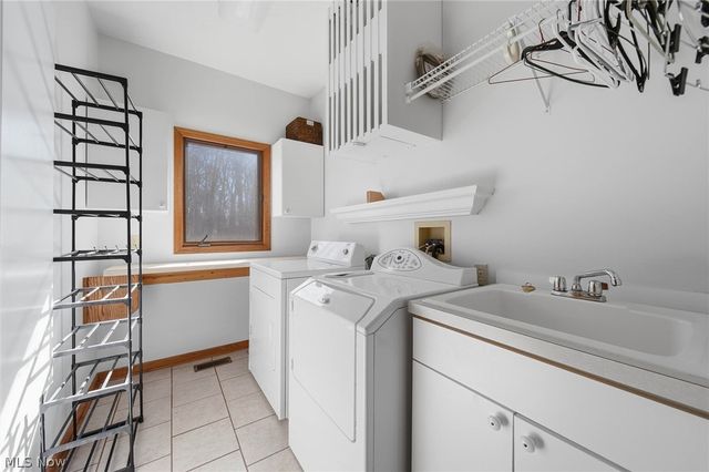 8732 Eastlynn Avenue NW, Massillon, OH 44646