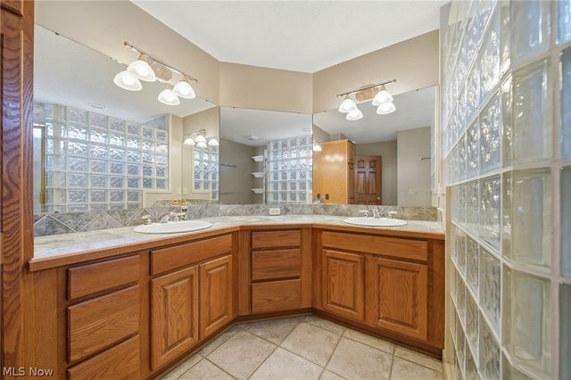 8732 Eastlynn Avenue NW, Massillon, OH 44646