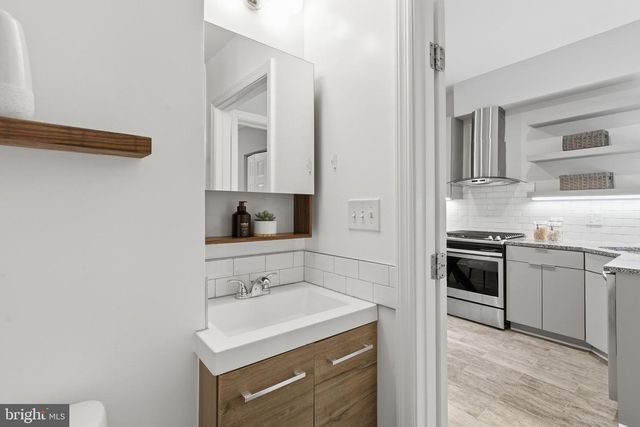 13 15TH ST SE, Washington, DC 20003