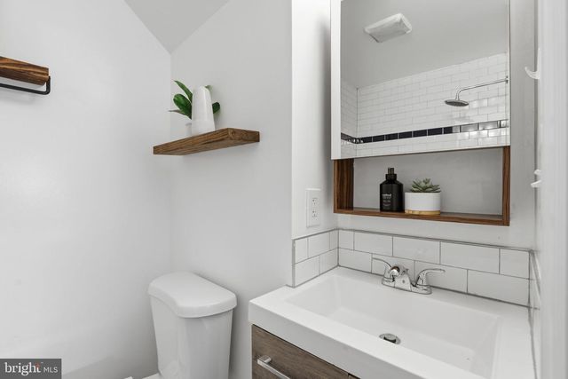 13 15TH ST SE, Washington, DC 20003