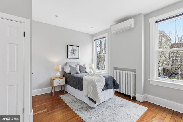 13 15TH ST SE, Washington, DC 20003