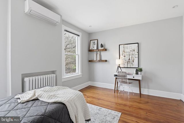 13 15TH ST SE, Washington, DC 20003