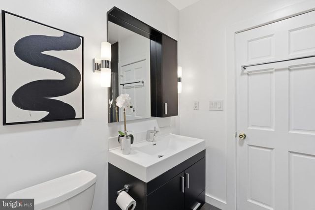 13 15TH ST SE, Washington, DC 20003