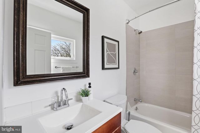 13 15TH ST SE, Washington, DC 20003