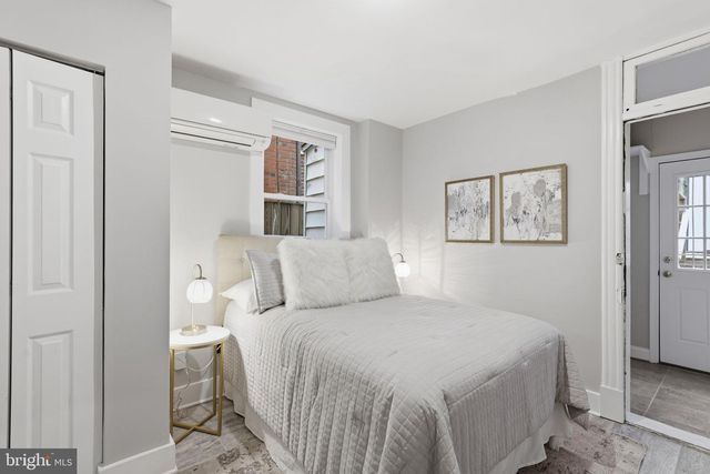 13 15TH ST SE, Washington, DC 20003