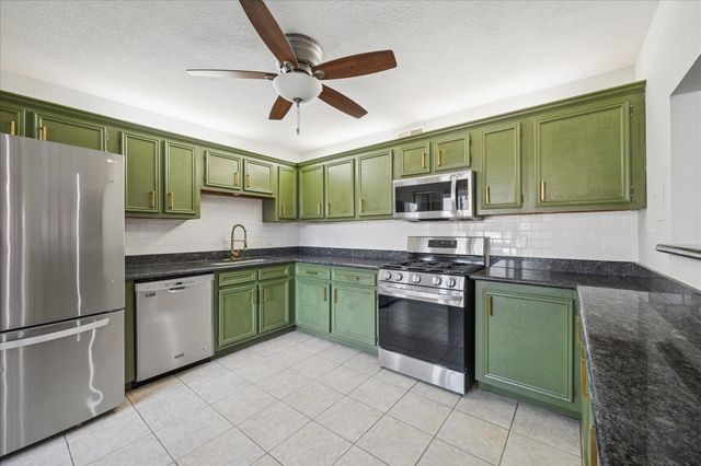6304 Crab Orchard Road 6304, Houston, TX 77057