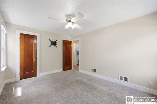 218 Sanders Road, Buffalo, NY 14216