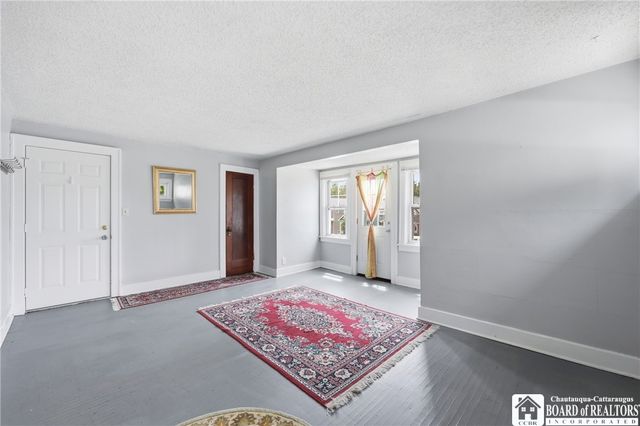 218 Sanders Road, Buffalo, NY 14216