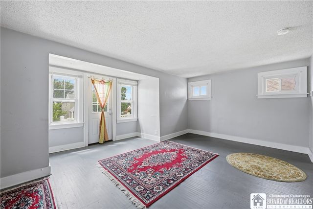 218 Sanders Road, Buffalo, NY 14216
