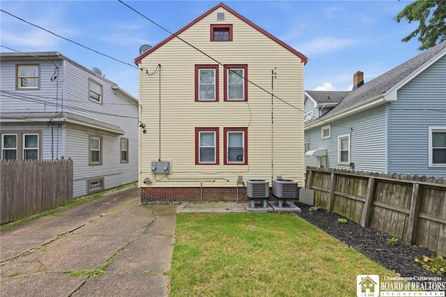 218 Sanders Road, Buffalo, NY 14216