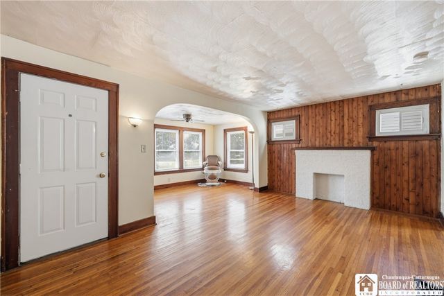 218 Sanders Road, Buffalo, NY 14216