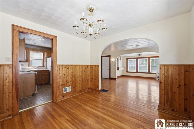 218 Sanders Road, Buffalo, NY 14216