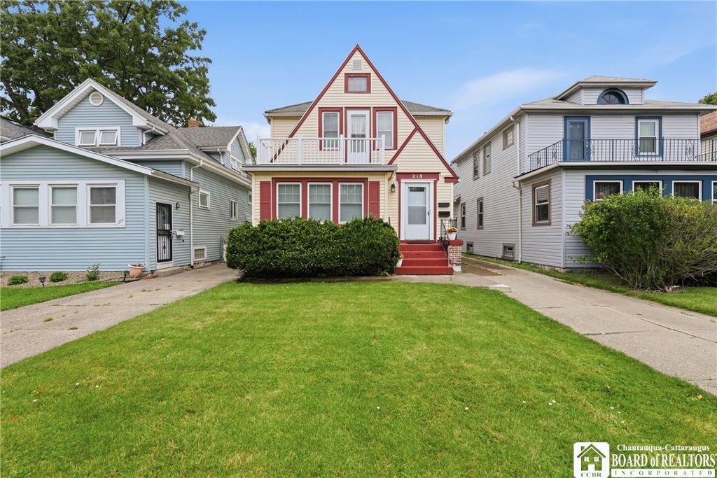 218 Sanders Road, Buffalo, NY 14216