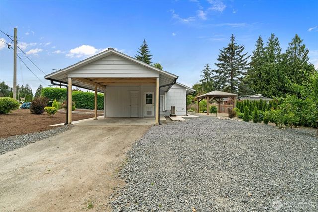 5801 214th St SW, Mountlake Terrace, WA 98043