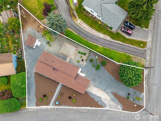 5801 214th St SW, Mountlake Terrace, WA 98043